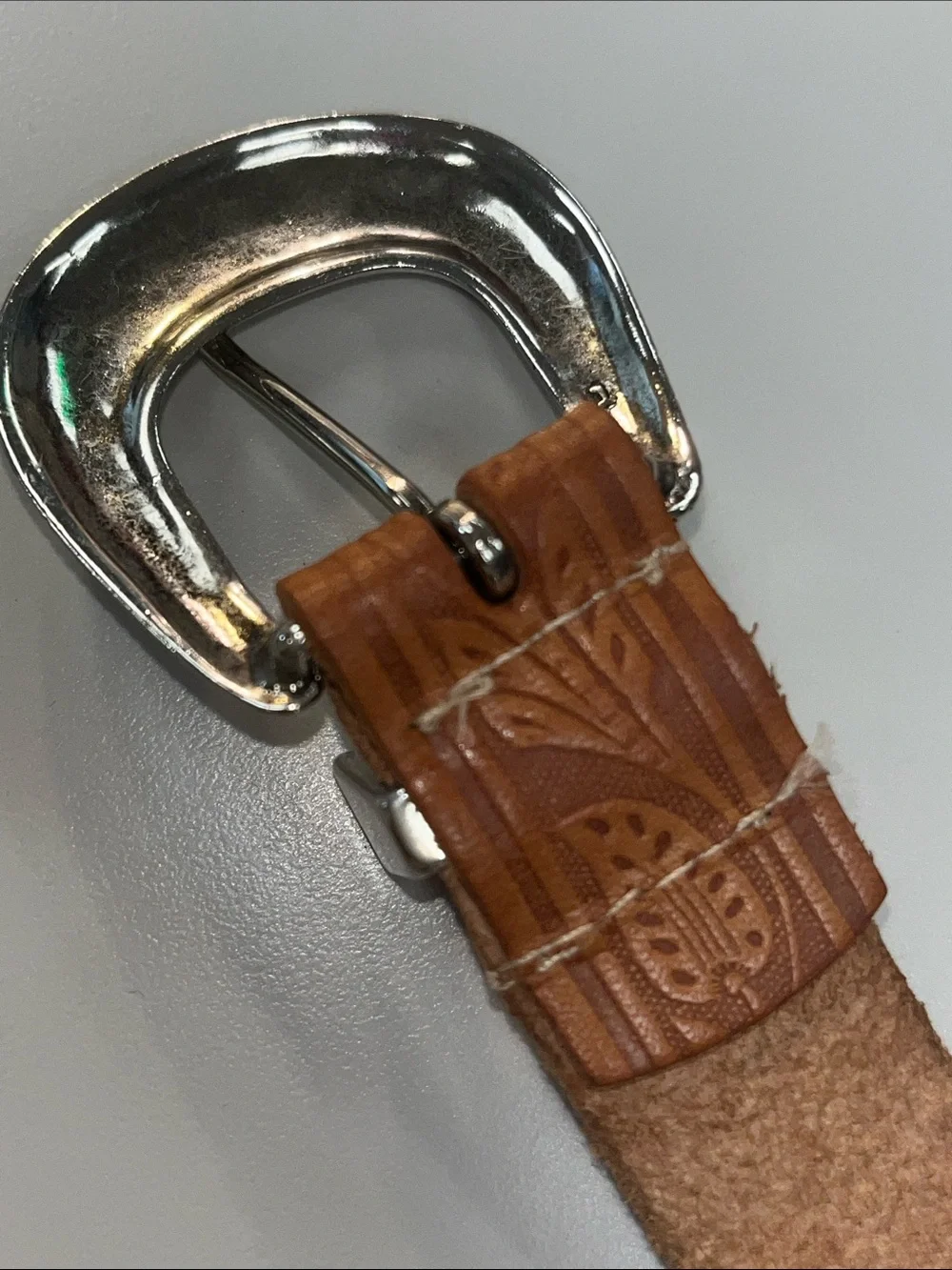 Source Unknown Tooled Leather Belt - Tan with Silver Tone Hardware